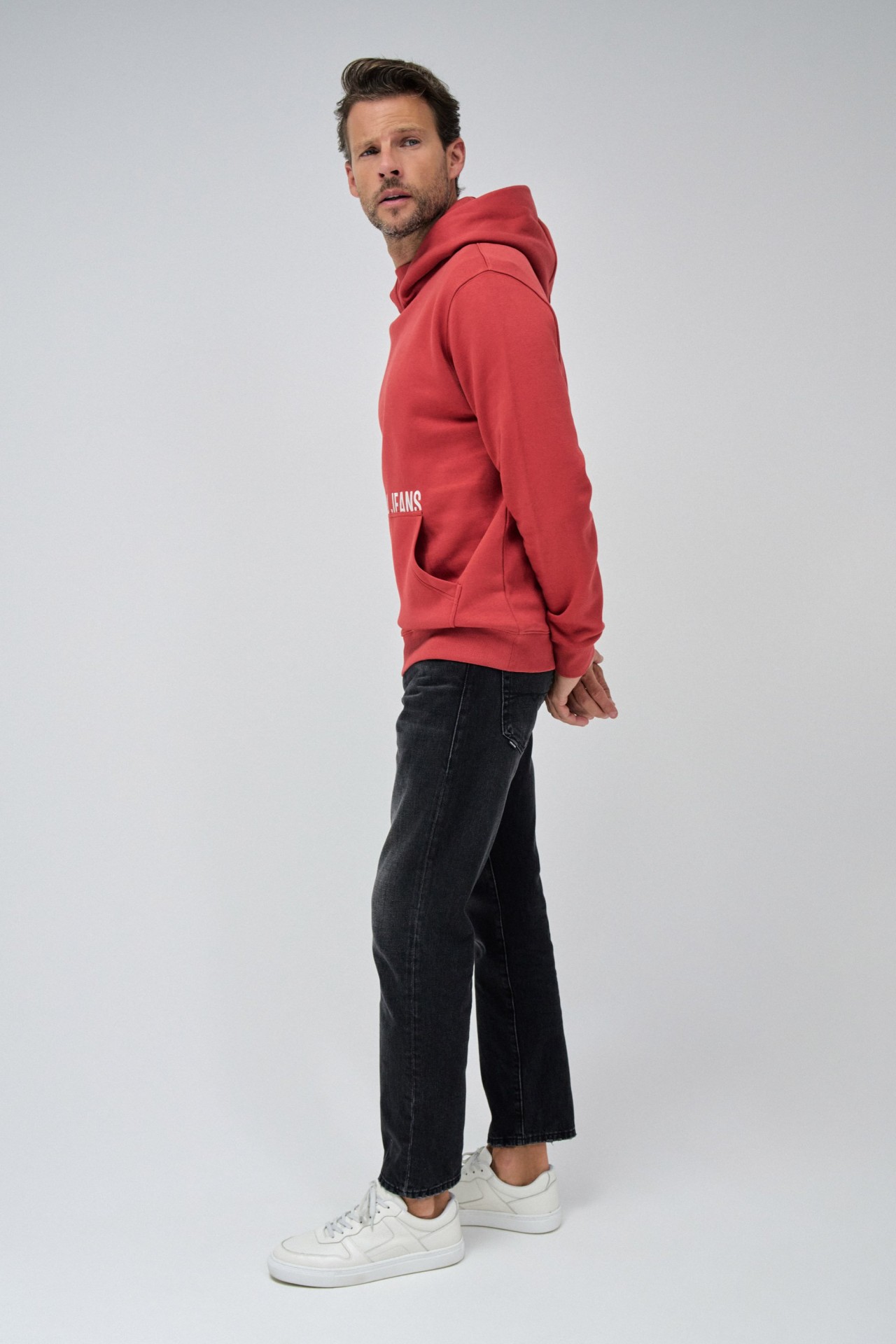 HOODIE WITH BRANDING