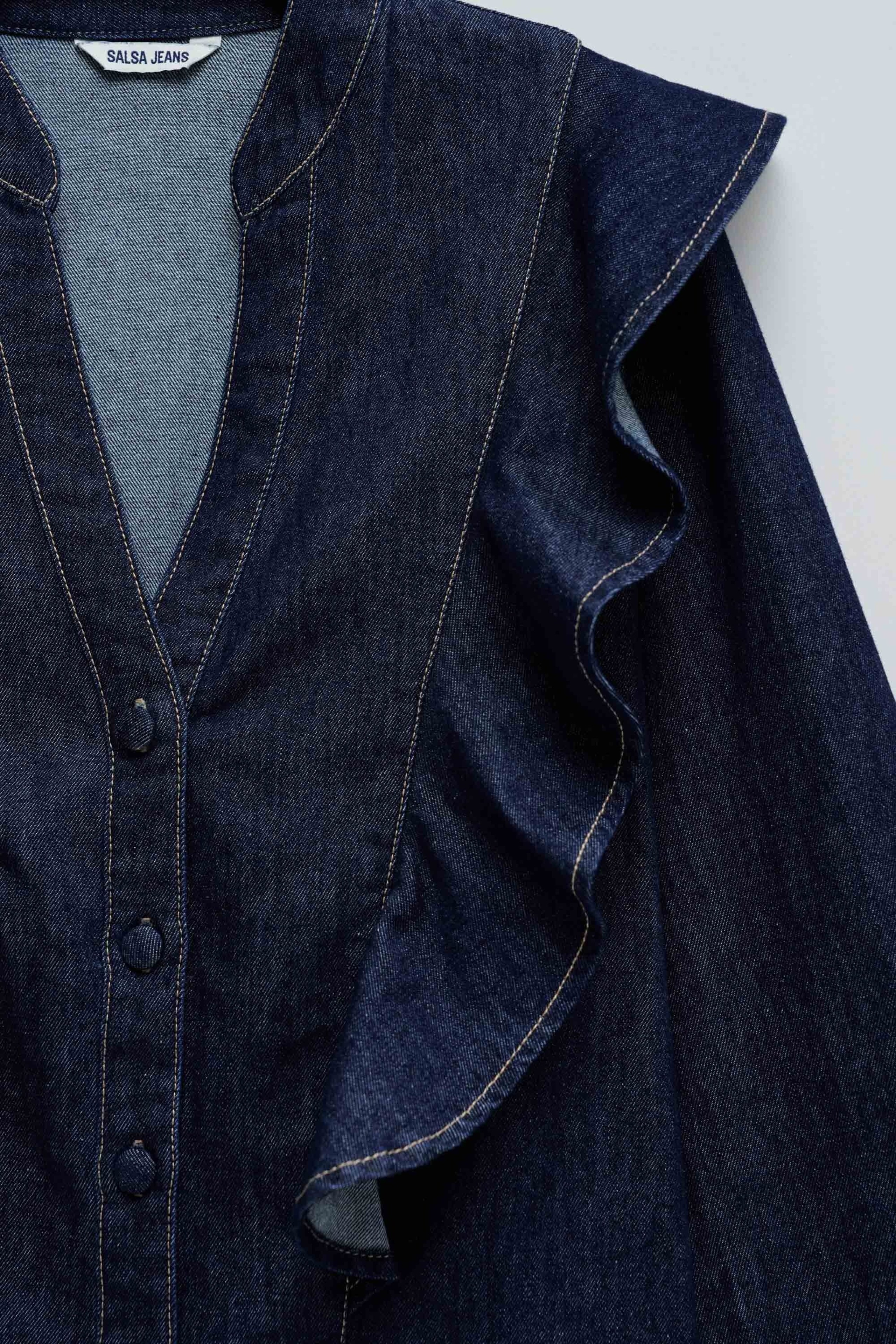 HEMD AUS LIGHTDENIM MIT RÜSCHEN