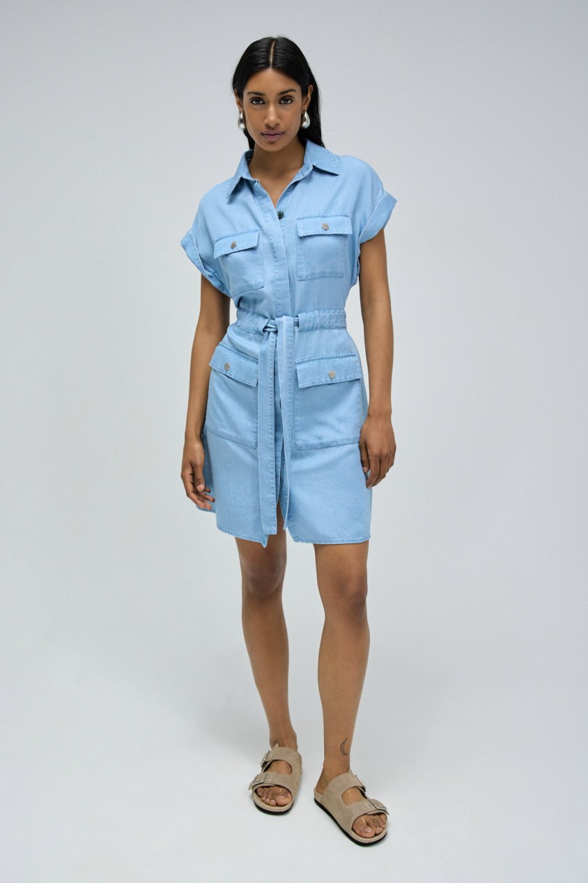 VESTIDO CURTO UTILITÁRIO EM LIGHTDENIM