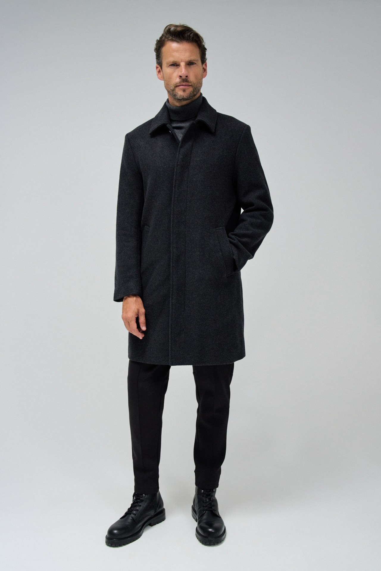 CASACO DE FAZENDA COM CAPUZ