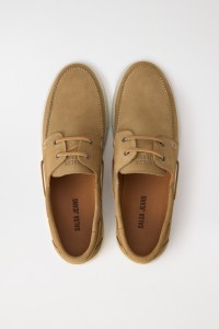 ZAPATOS DE PIEL CON CORDONES