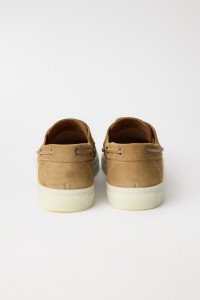 ZAPATOS DE PIEL CON CORDONES