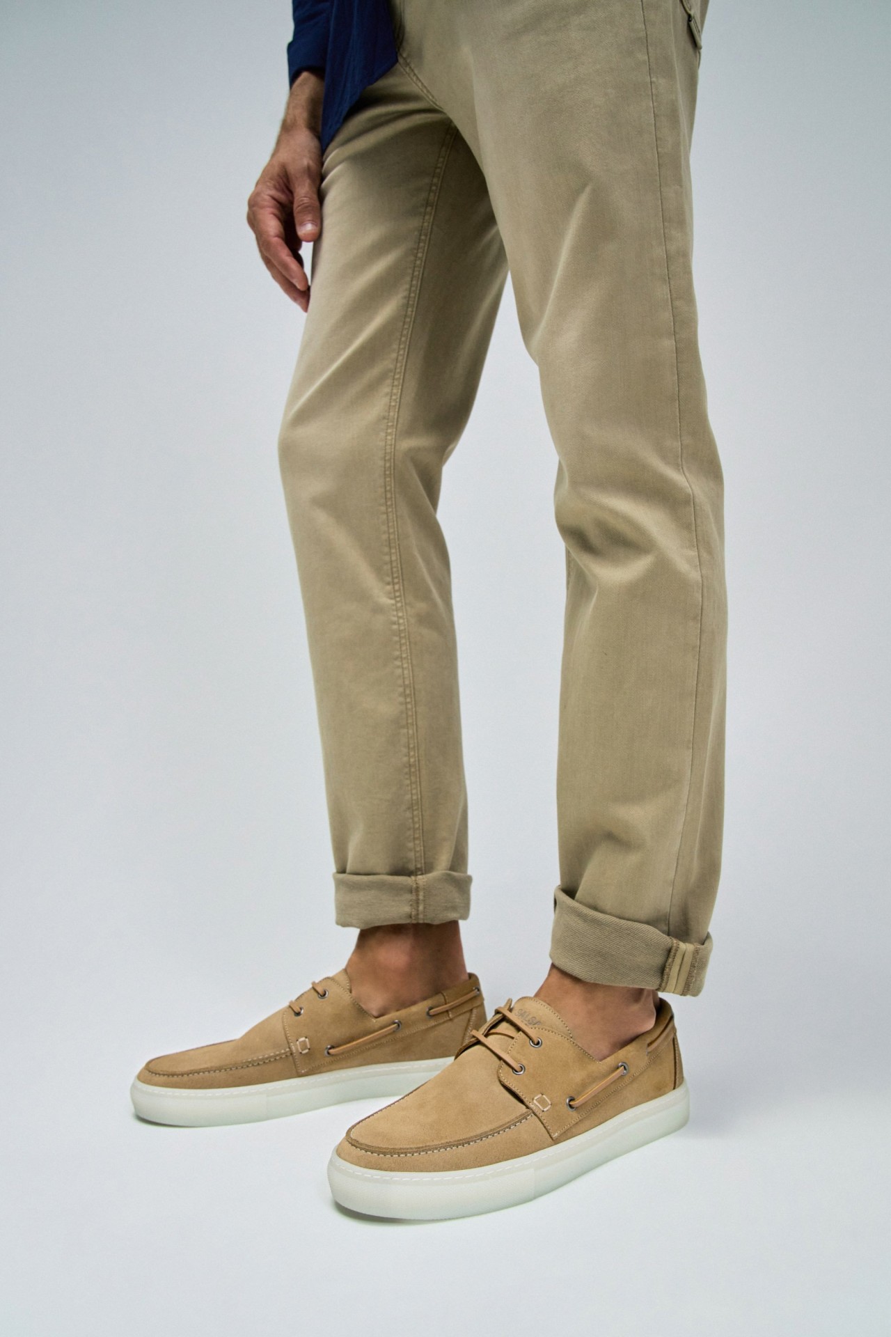 LEATHER SHOES WITH LACES