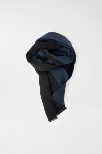 SCARF WITH BRANDING