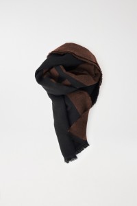 SCARF WITH BRANDING