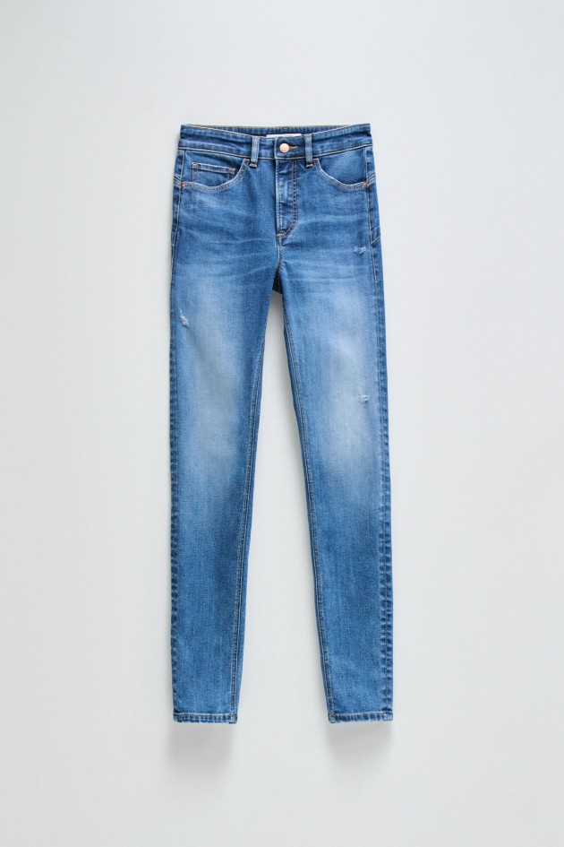 FAITH PUSH IN SKINNY JEANS