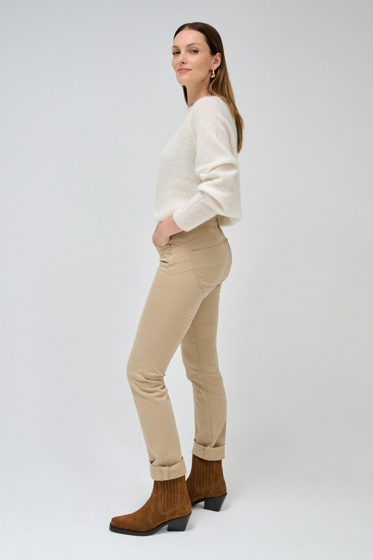 SECRET PUSH IN COLOUR JEANS