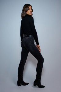 FAITH PUSH IN SKINNY JEANS
