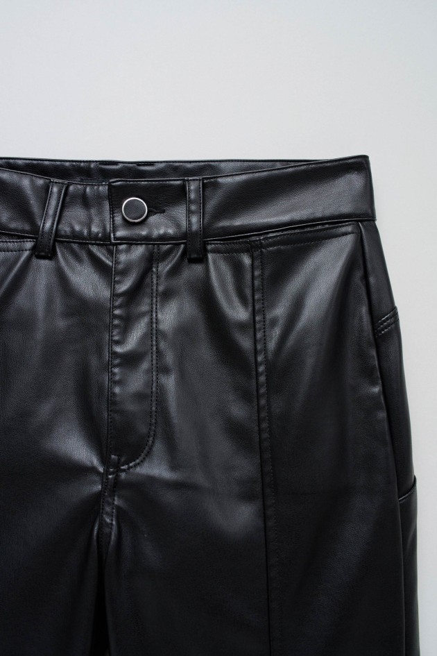 CALÇAS FAITH PUSH IN FLARE EFEITO PELE