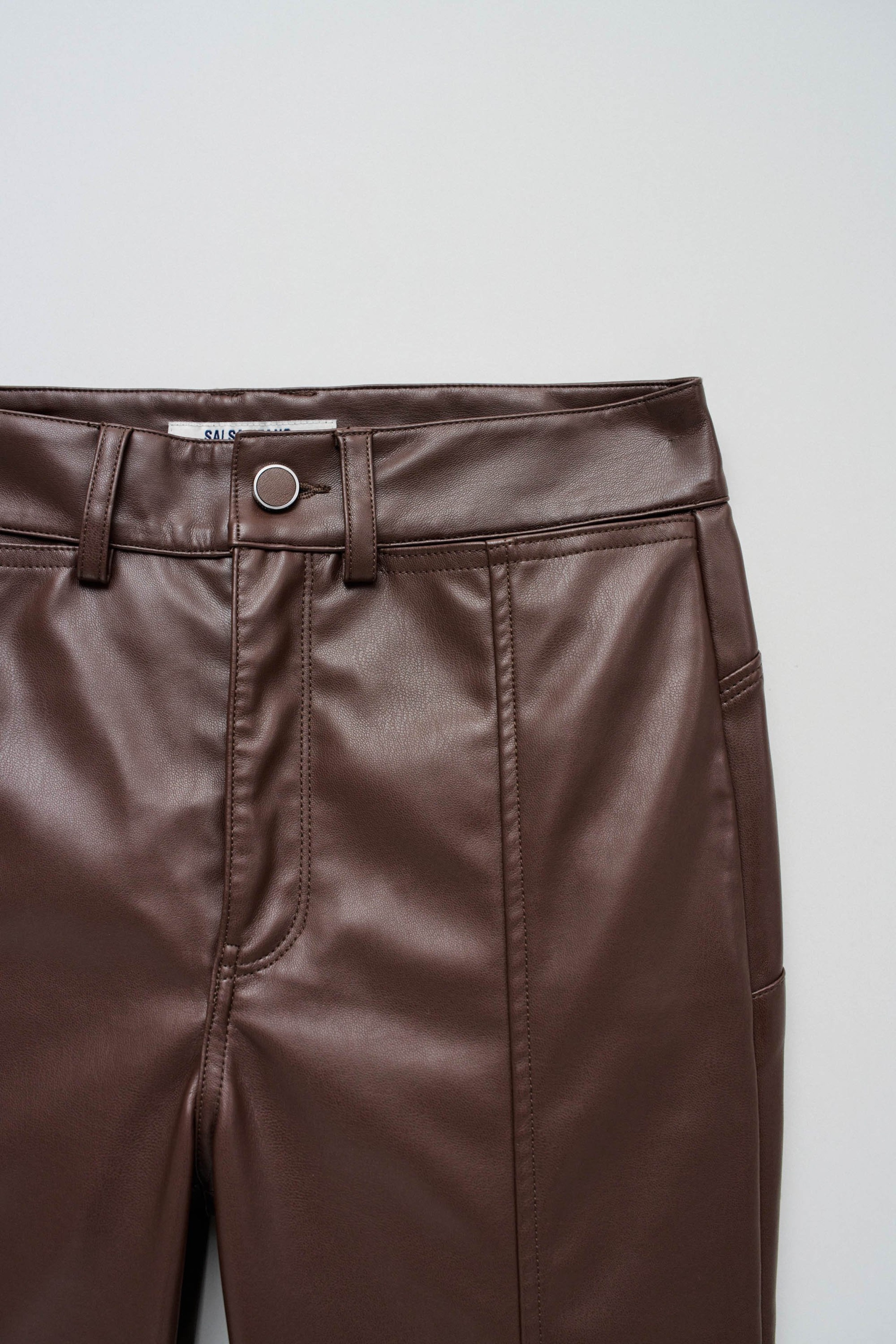 CALÇAS FAITH PUSH IN FLARE EFEITO PELE