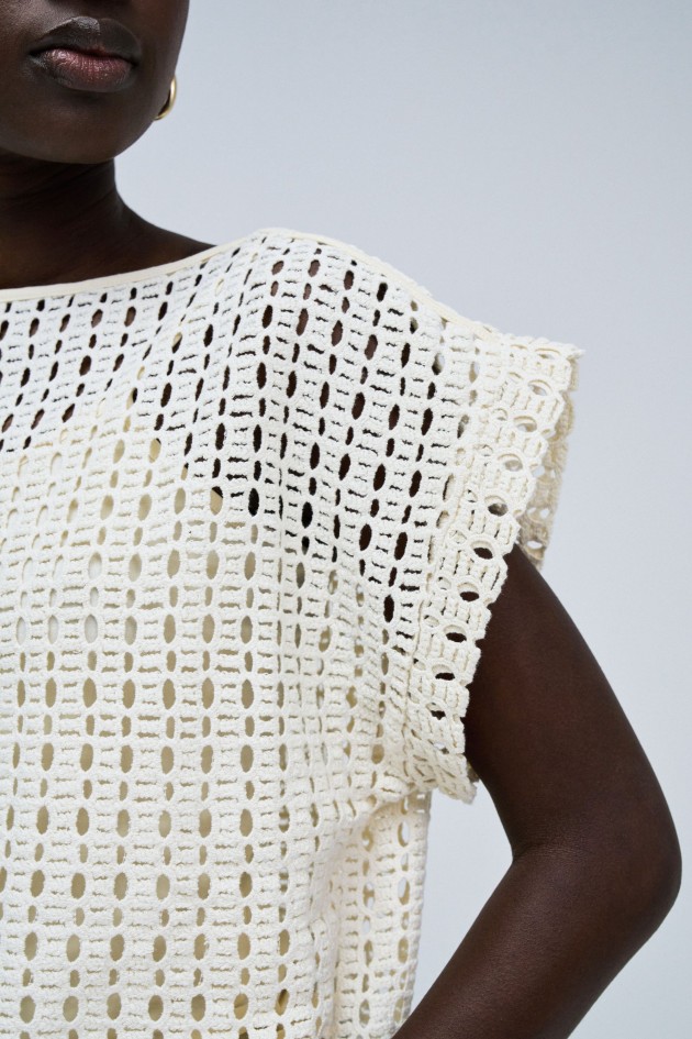 CROCHET KNIT T-SHIRT