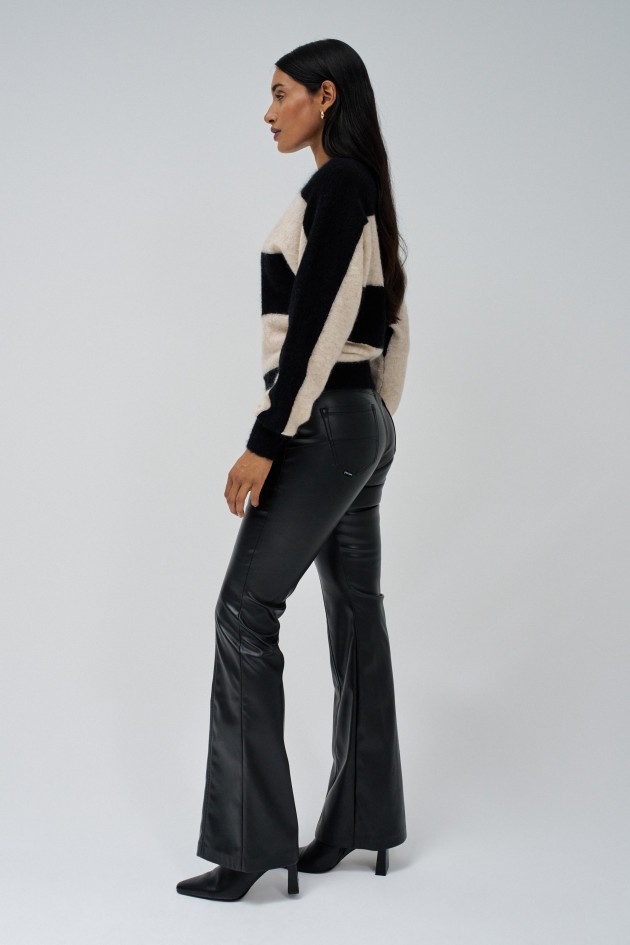 CAMISOLA DE MALHA ÀS RISCAS