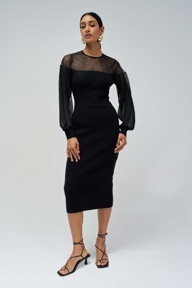 ROBE FOURREAU EN MAILLE AVEC TRANSPARENCES