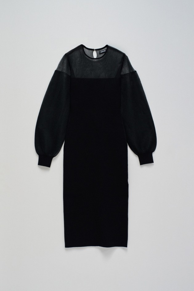 ROBE FOURREAU EN MAILLE AVEC TRANSPARENCES