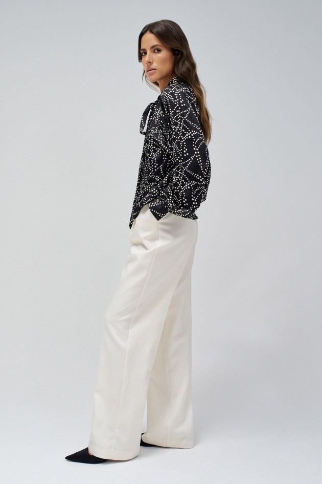 BLOUSE WITH BOW DETAIL