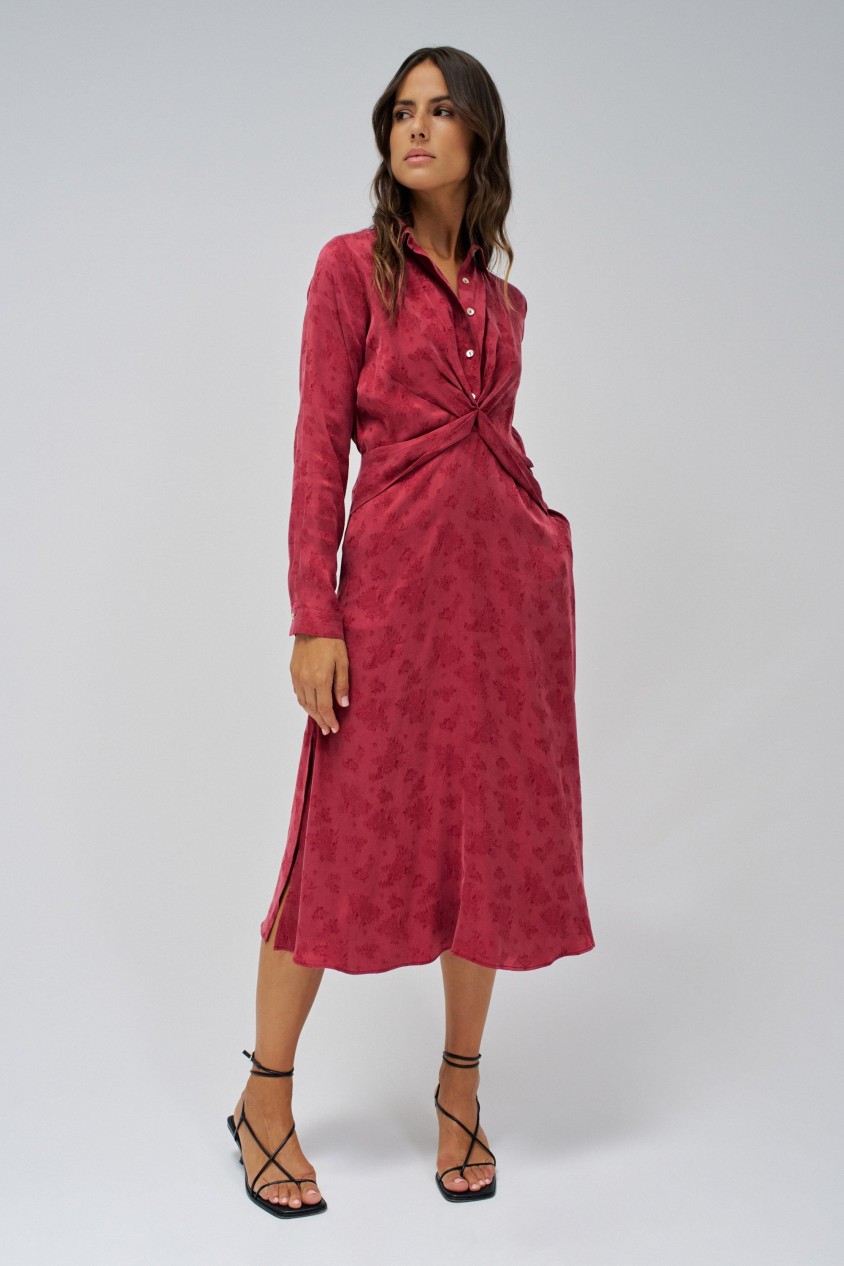VESTIDO MIDI COM PADRÃO JACQUARD