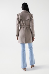 GABARDINA EFECTO ANTE