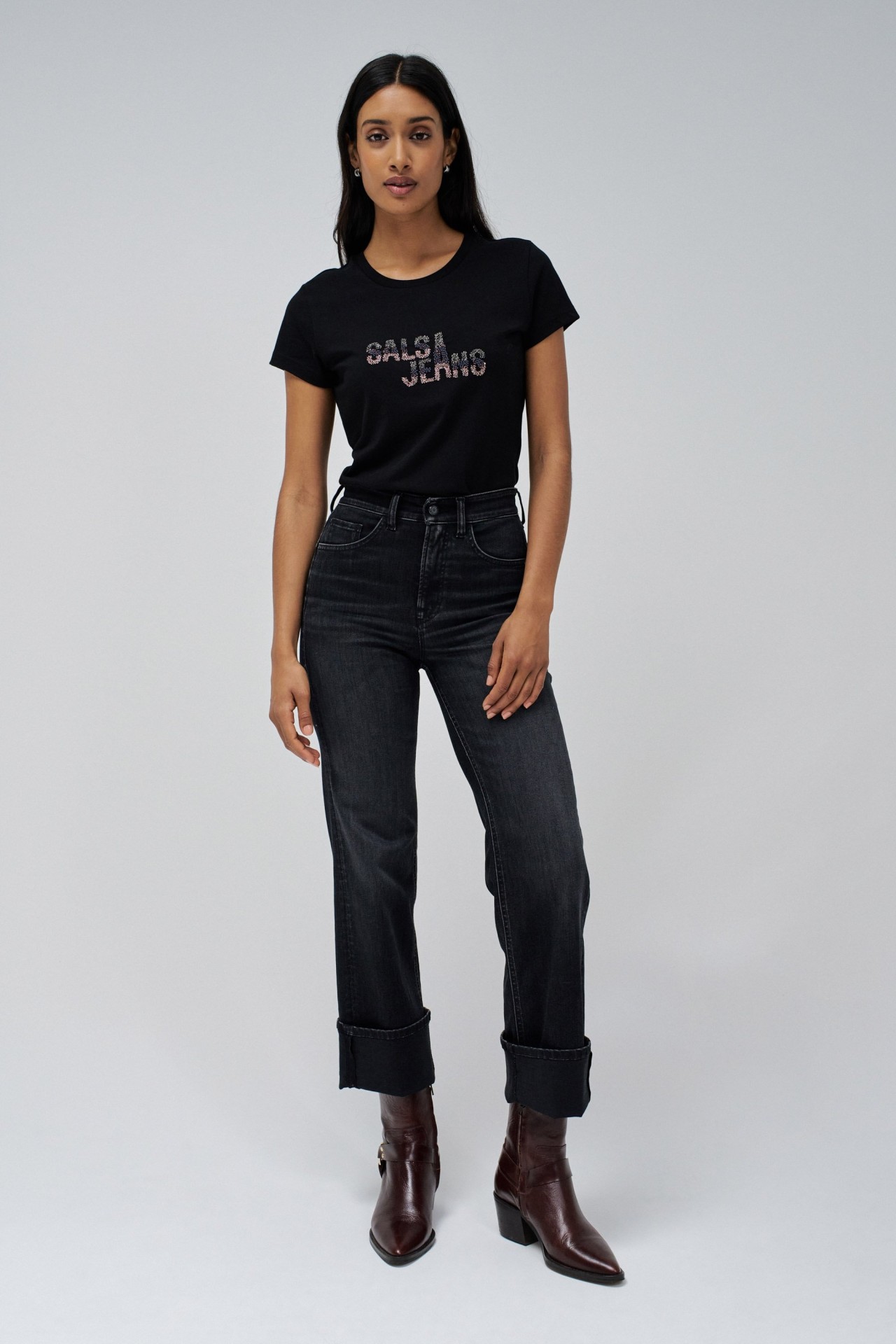 T-SHIRT COM BRANDING