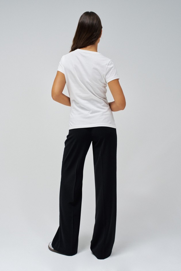 T-SHIRT COM BRANDING