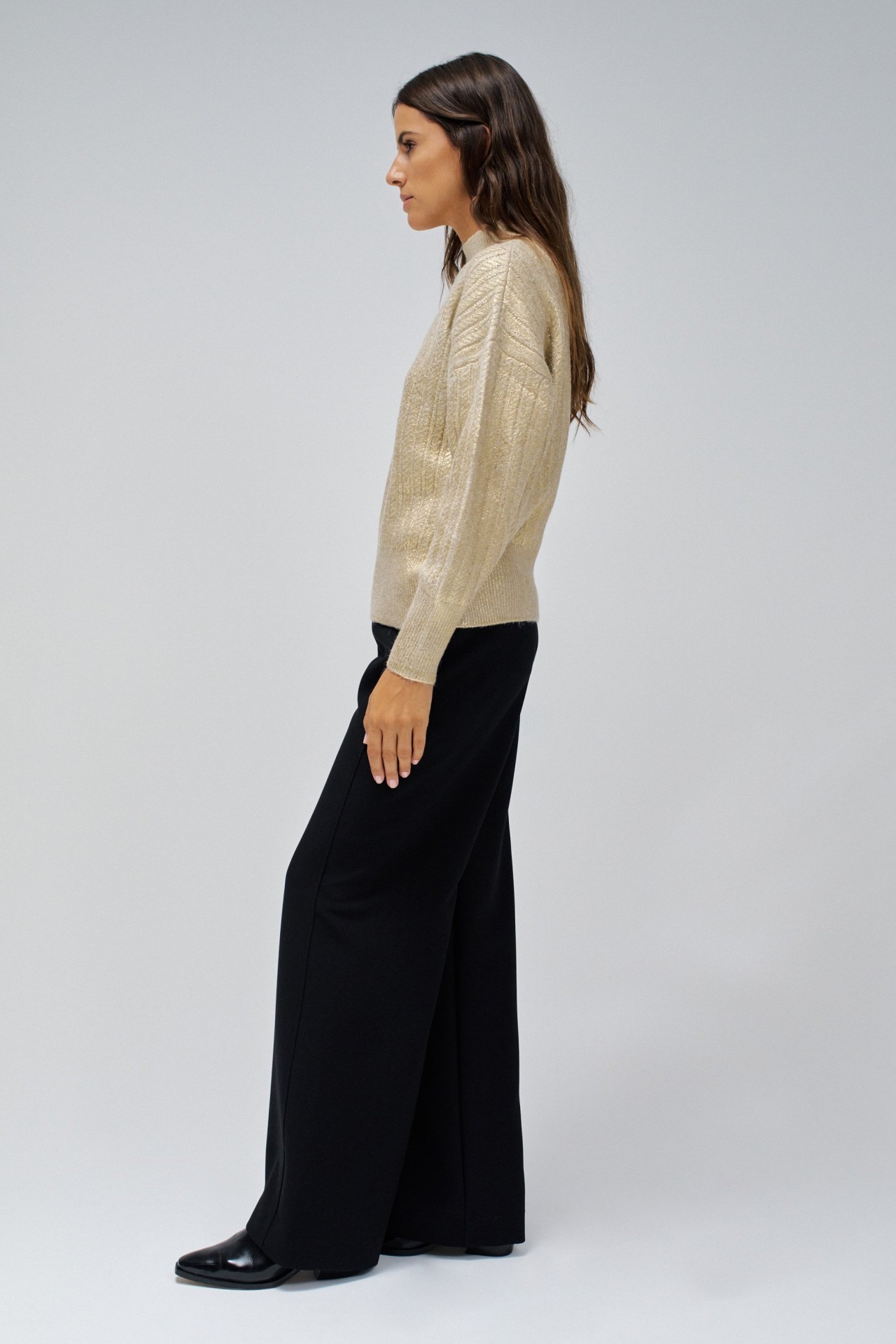 HALF TURTLENECK SWEATER