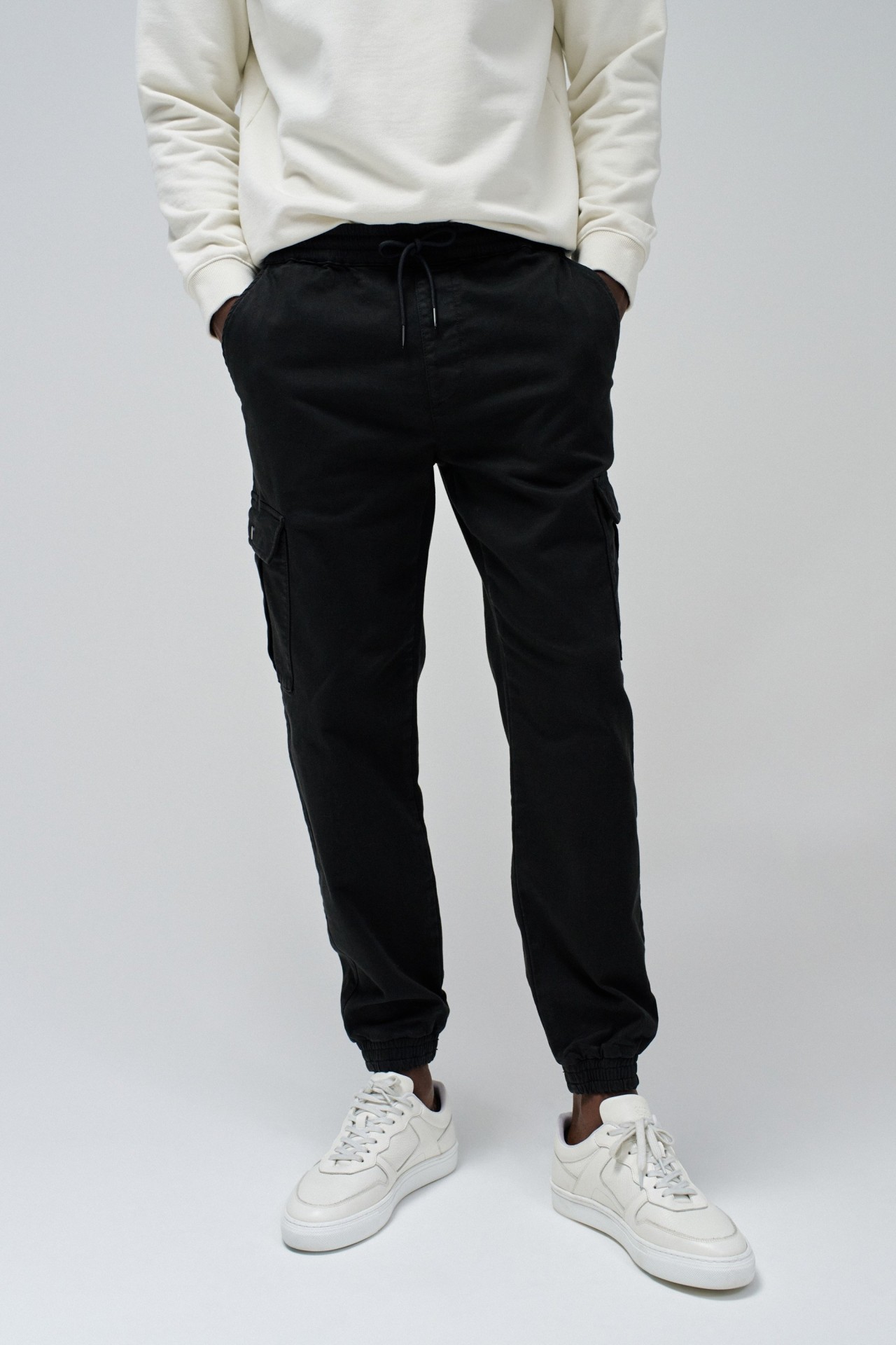 PANTALONES JOGGERS CARGO S-ACTIV