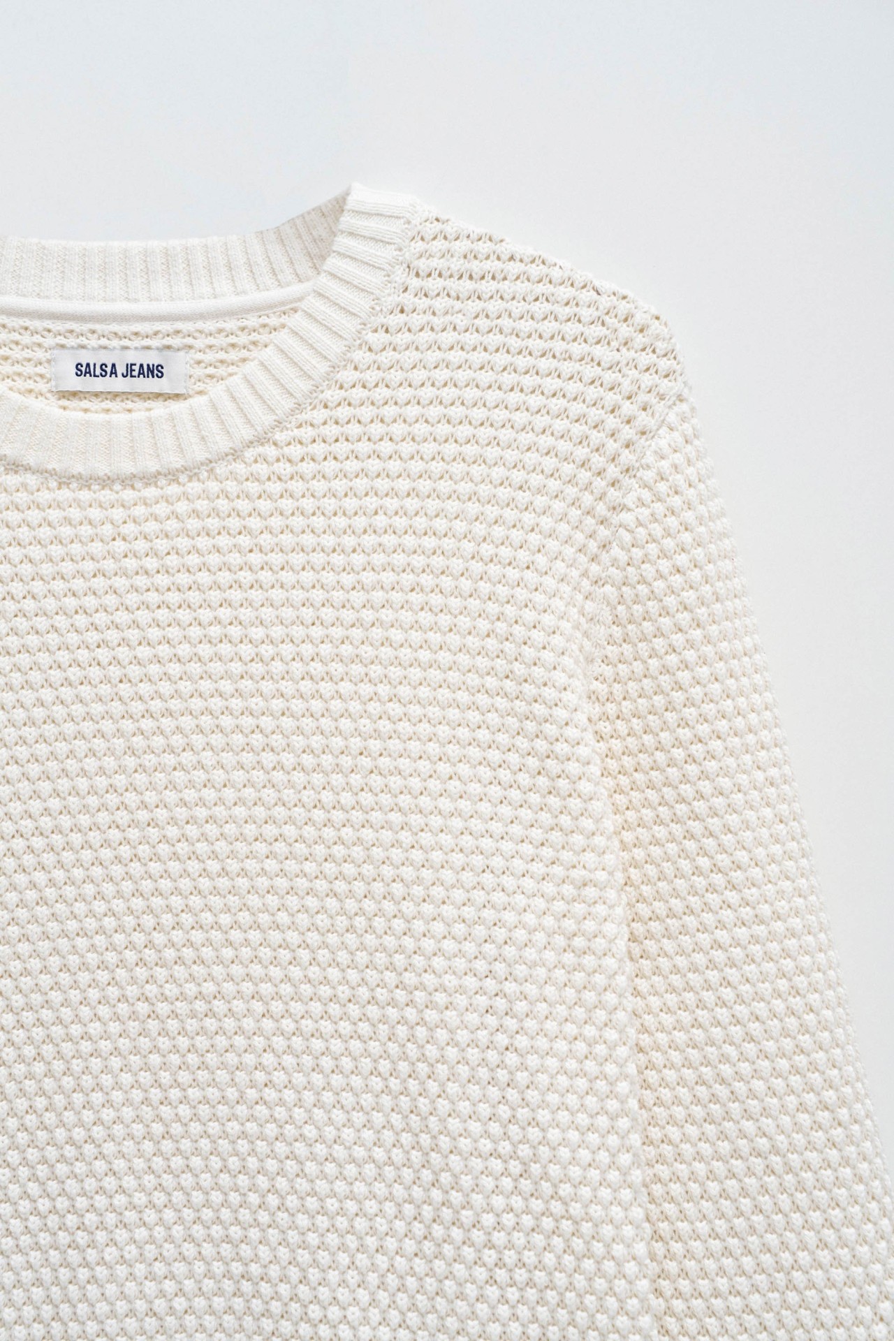 TEXTURED KNIT SWEATER