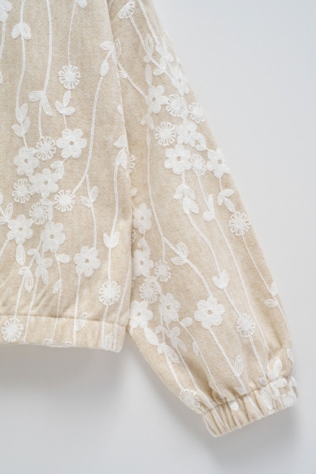 LONG SLEEVE SWEATER WITH DETAILS