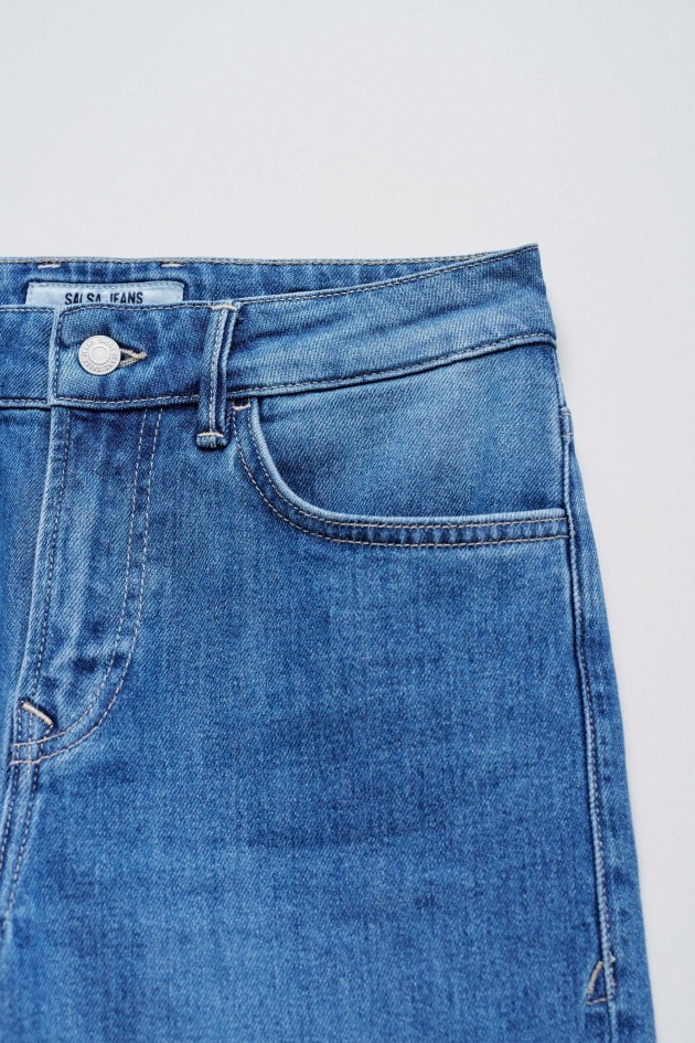 TRUE STRAIGHT JEANS