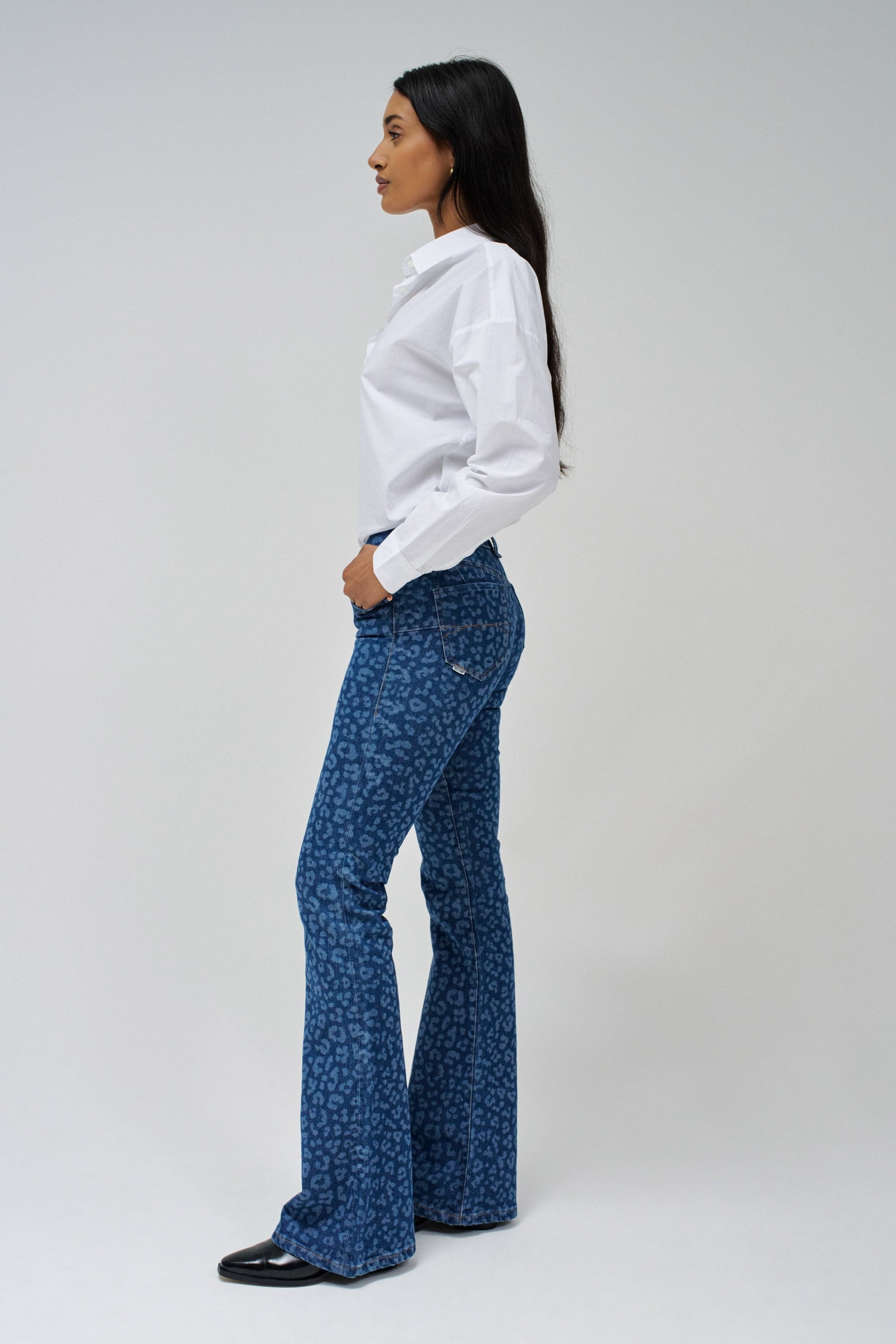 JEANS WONDER PUSH UP FLARE