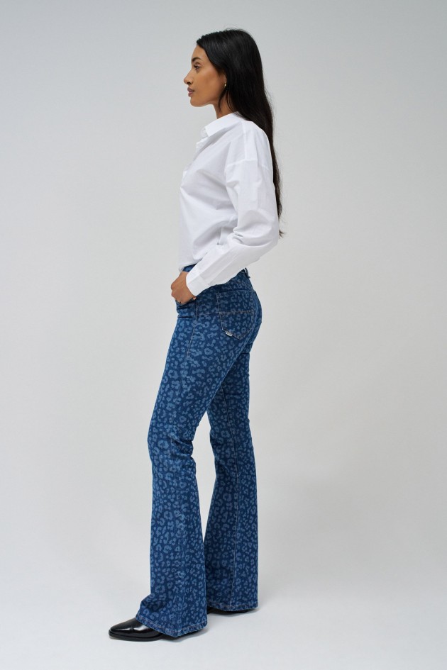 VAQUEROS WONDER PUSH UP FLARE