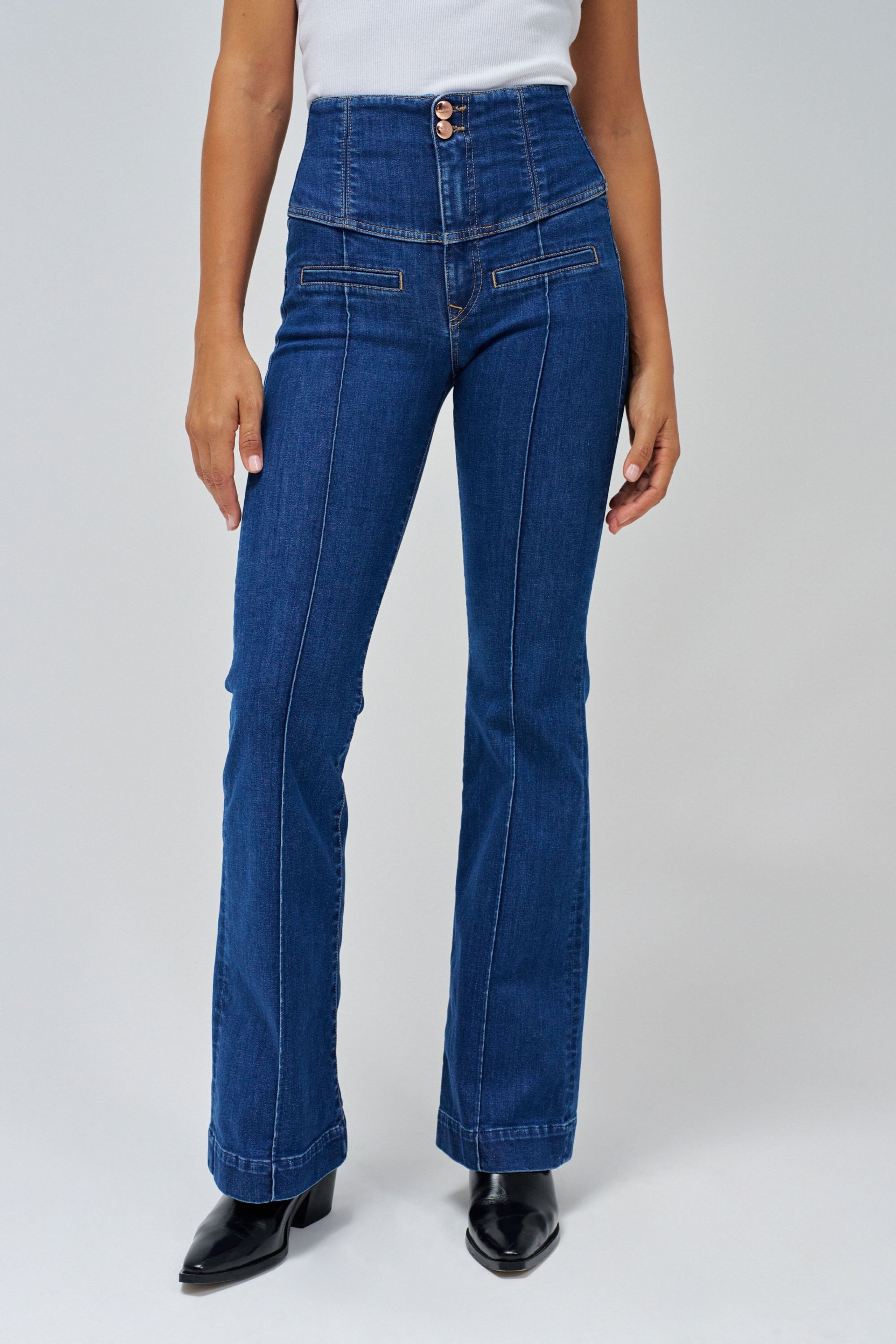 DIVA PUSH IN FLARE JEANS