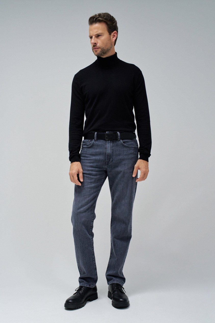 JEANS STRAIGHT FIT