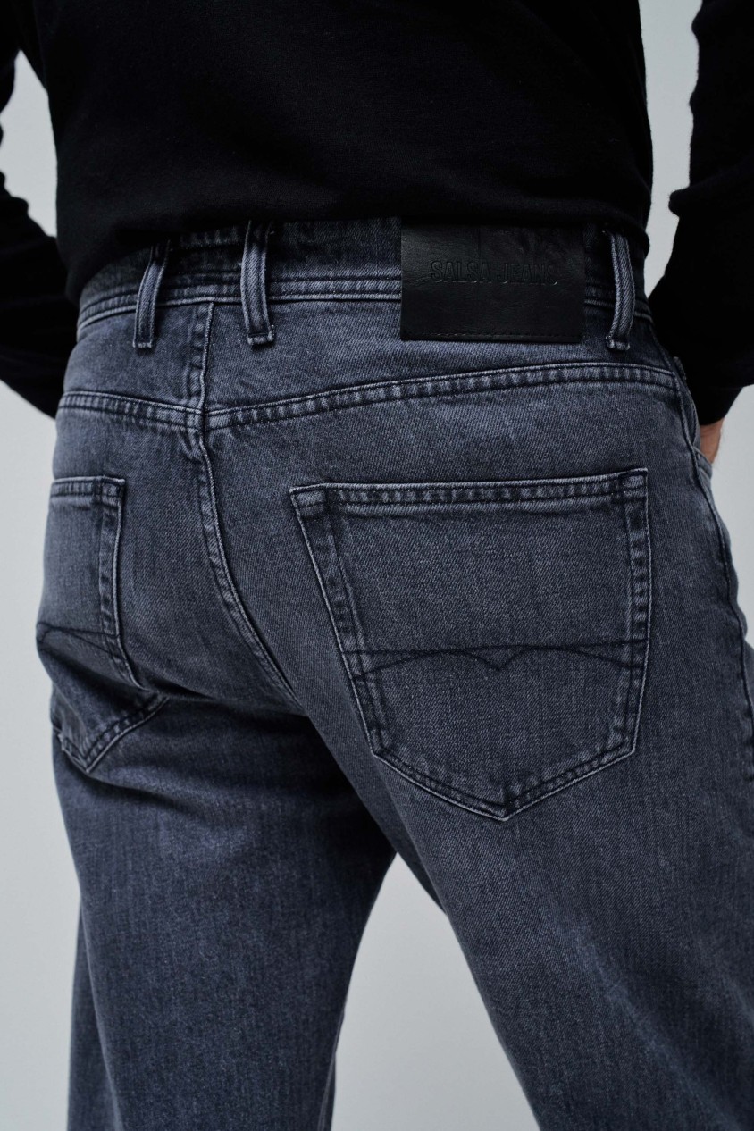 JEANS STRAIGHT FIT