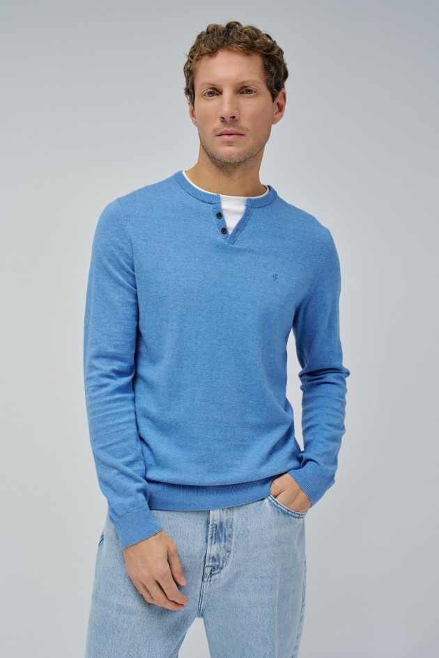 KNIT SWEATER