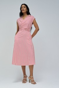 GESTREIFTES KLEID