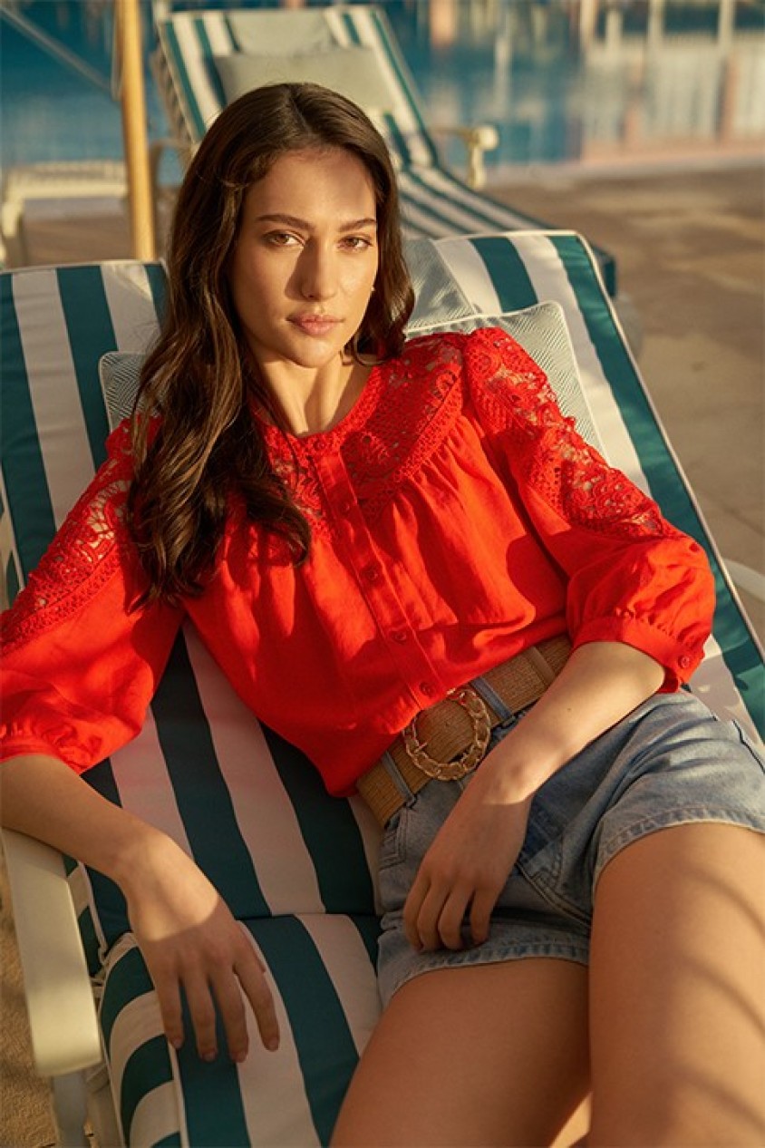 LINEN SHIRT WITH LACE