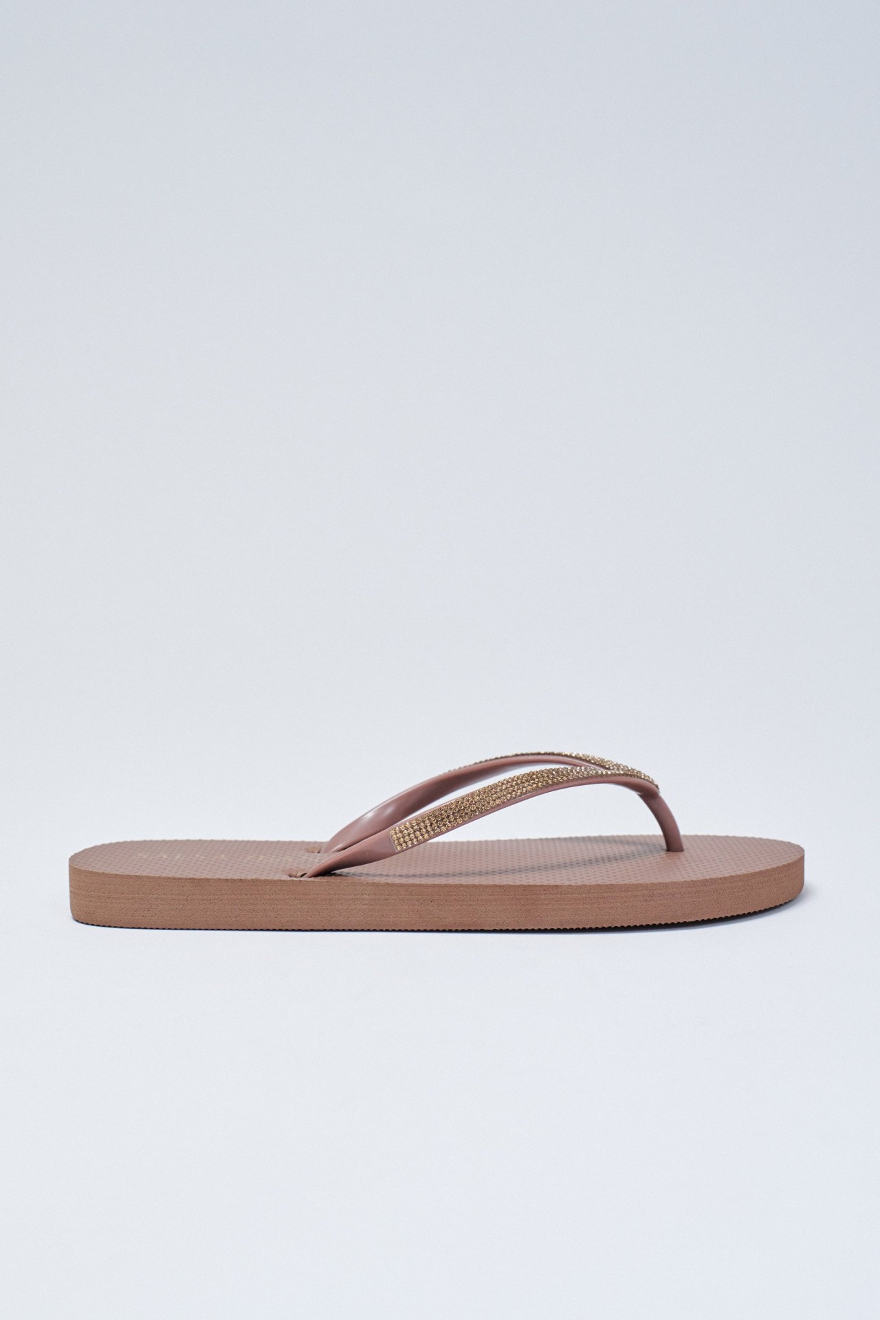SLIPPERS WITH GOLD APPLIQUS
