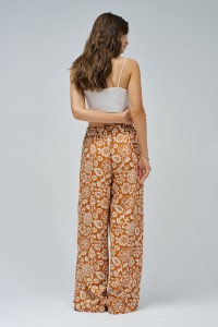 FLIESSENDE HOSE