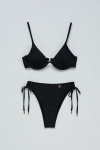 BIKINI BRIEFS