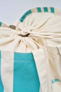 BOLSO DE PLAYA A RAYAS