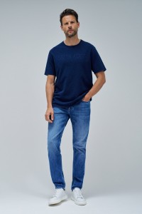 T-SHIRT WITH BRANDING