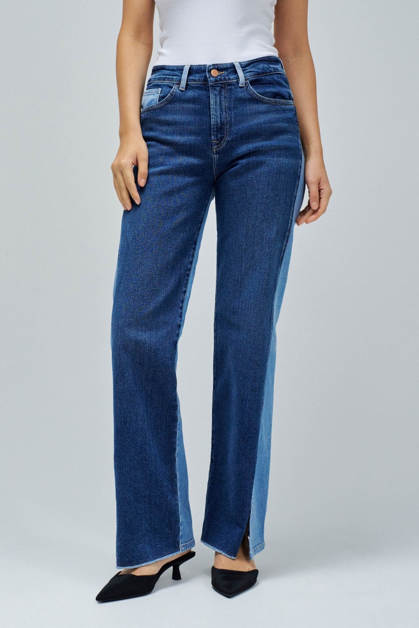 TRUE STRAIGHT JEANS