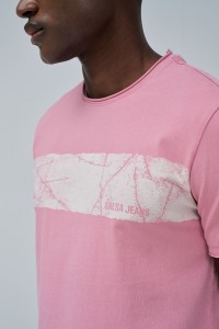 T-SHIRT WITH PRINT