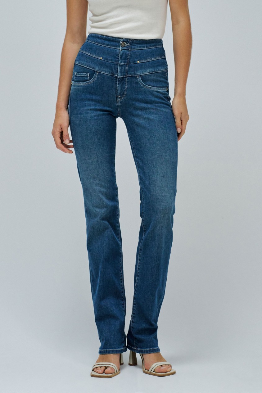 DIVA PUSH IN STRAIGHT JEANS