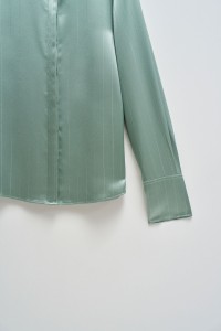 CHEMISE EN SATIN