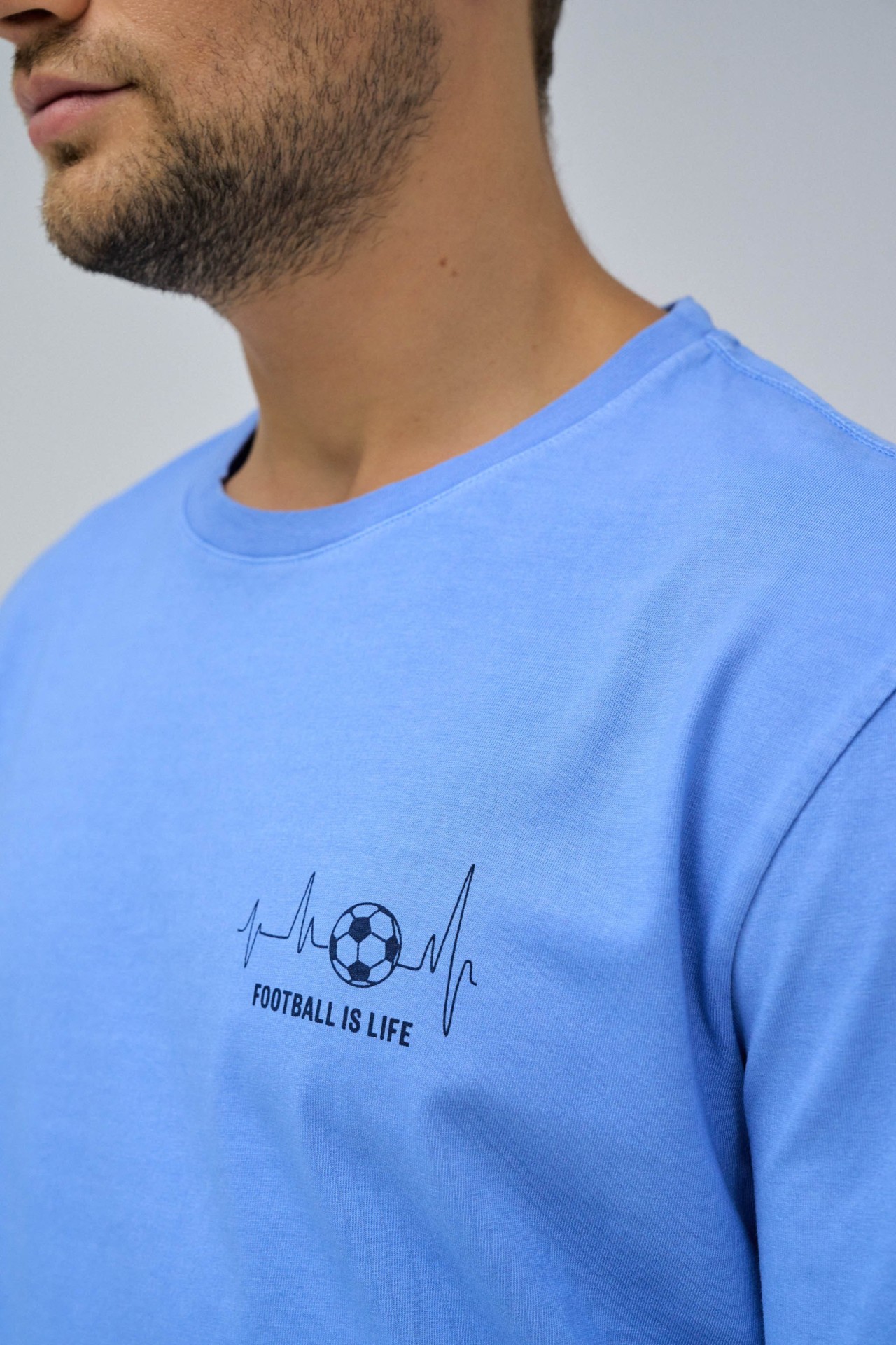 T-SHIRT DE FOOTBALL À IMPRIMÉ SUR LA POITRINE