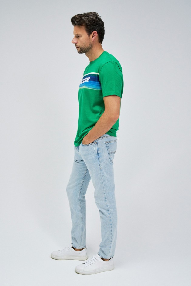 T-SHIRT SLIM FIT COM ESTAMPADO DEGRADÊ