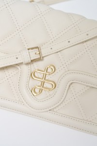 PADDED BAG LEATHER EFFECT