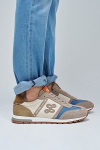 BASKETS EN CUIR