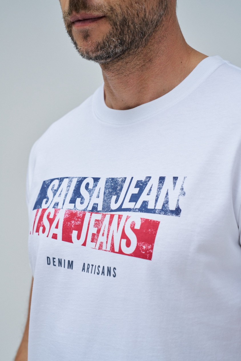 T-SHIRT WITH BRANDING